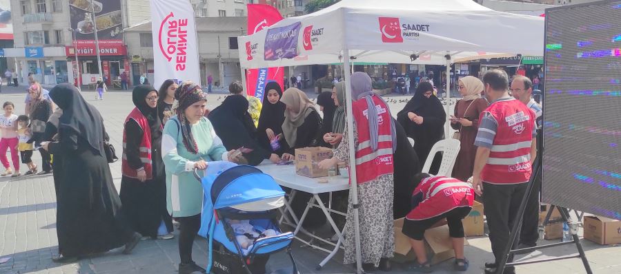 ESENLER SAADET PARTİSİ HELALINDAN AŞURELERİ İKRAM ETTİ 