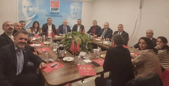 CHP ESENLER DANIŞMA KURULU TOPLANTISINDA KRİZ