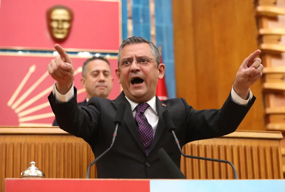 ÖZEL, BAHÇELİYE SERT YANIT VERDİ 