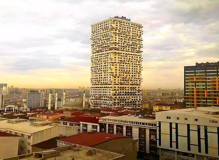 2019 depreminde beşik gibi sallanan... İstanbul