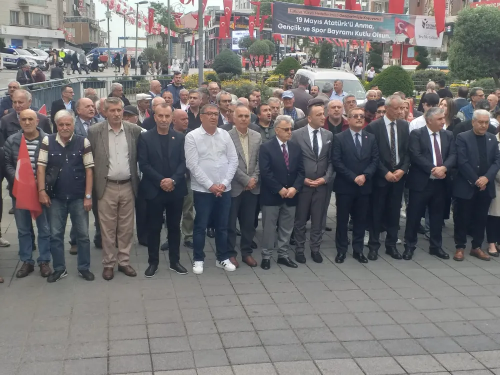CHP ESENLER İLÇE MÜDÜRLÜĞÜ 19 MAYISI ALTERNATİF KUTLADI 
