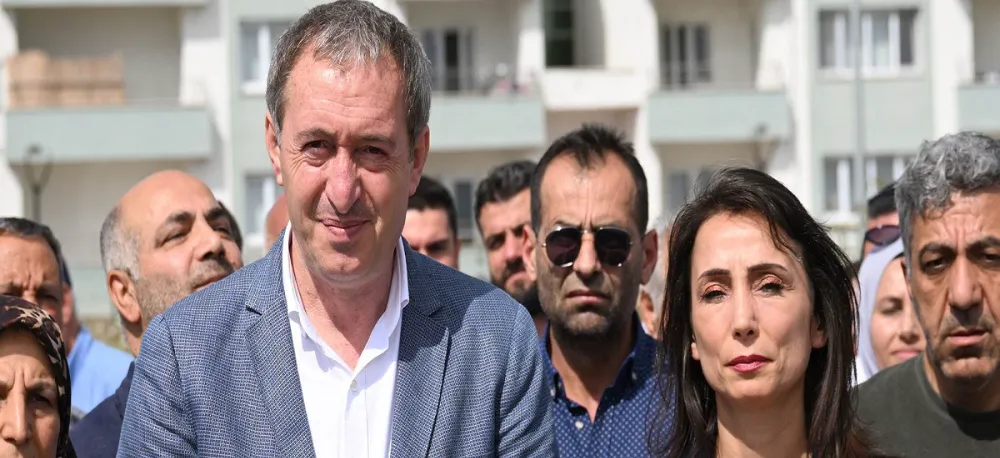 “DEMİRTAŞ TÜRKİYE HALKLARININ GÖNLÜNDE ZATEN ÖZGÜRDÜR”
