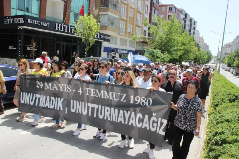 ÇORUM- MARAŞ – SİVAS- ANKARA GAR KATLİAMLARINI UNUTMADIK