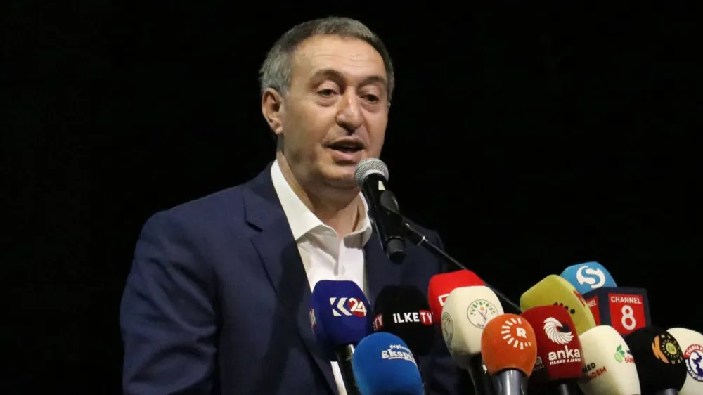 Bakırhan: Demokrasiden bahsedeceksek kayyumlar ortadan kalkmalı