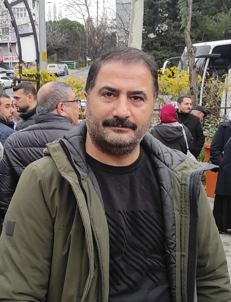 “İhraçla Tehdit: Esenler CHP’sinde İrade mi, Otorite mi?”