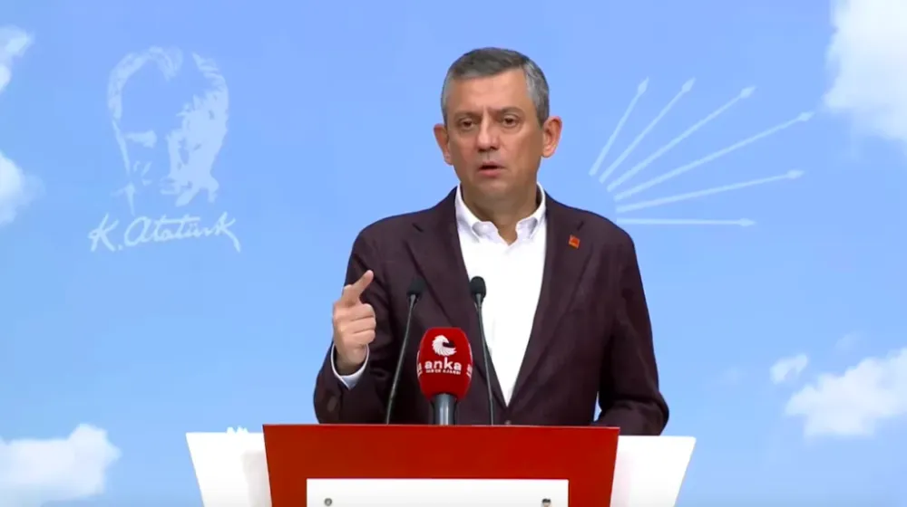 Özgür Özel’den Erdoğan’a: ‘Cumhurbaşkanı değil, cunta başkanı’