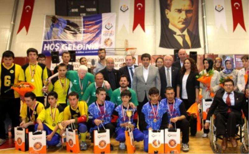 ESENLER ENGELLİLERİ  ENGEL TANIMIYOR