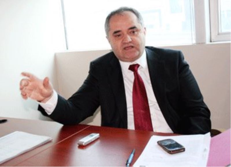 Halkın Çıkarlarını Koruyup Gözetlemek Hizmet Düşmanlığı Değildir