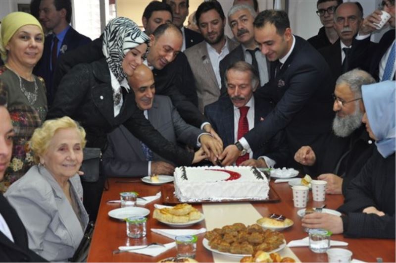 Esenler dışarı attı, Bayrampaşa sahip çıktı