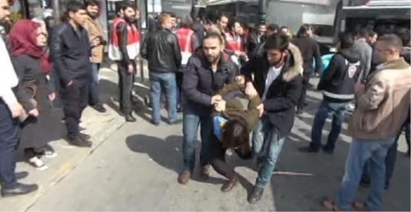 Kadınlar Günü Yürüyşüne Polis Müdahalesi
