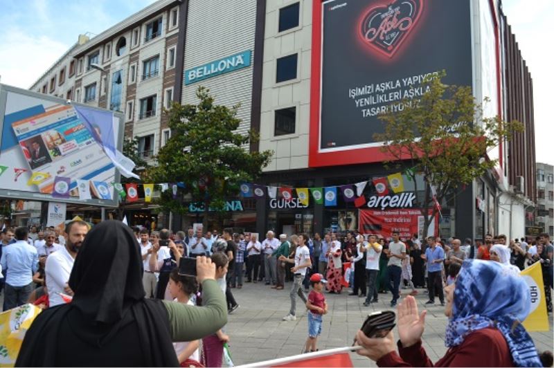 Gülden Önce Kendi Çocuklarımızı Sevindirin
