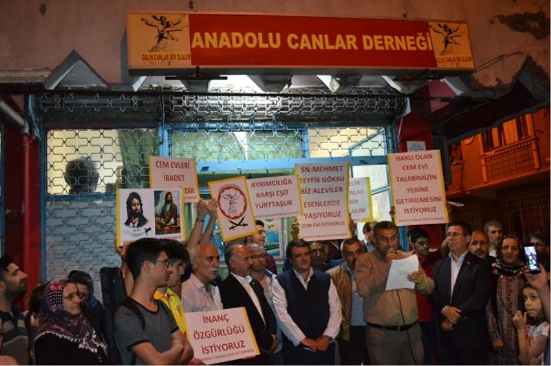 Özdemir: İnancımıza Saygı Göstermeyenlere Oy Vermeyeceğiz