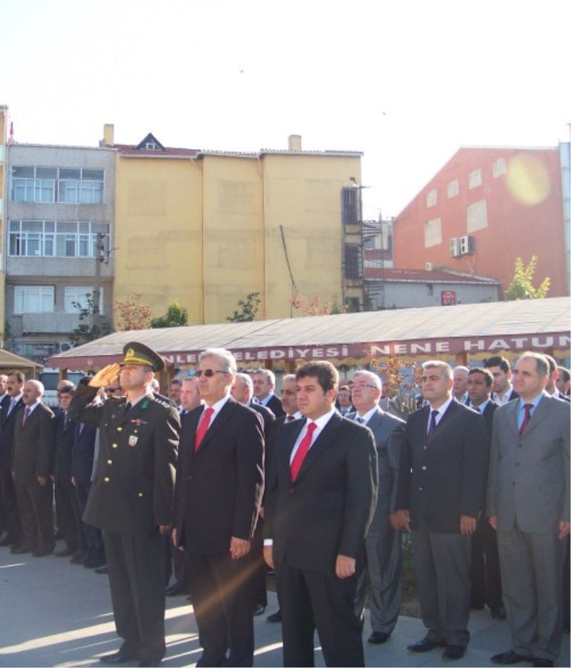 Esenler Kurtuluşu Kutladı