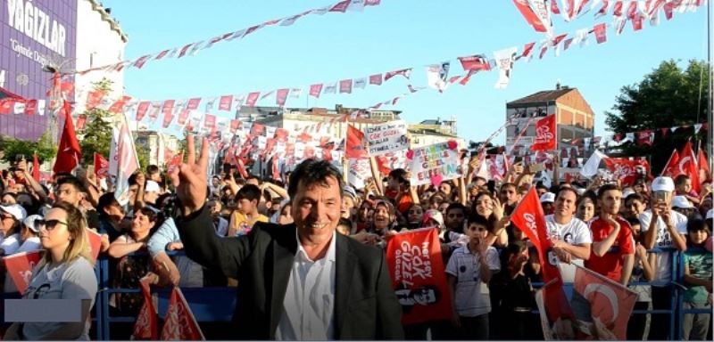  Yüksel Kılıç AKP
