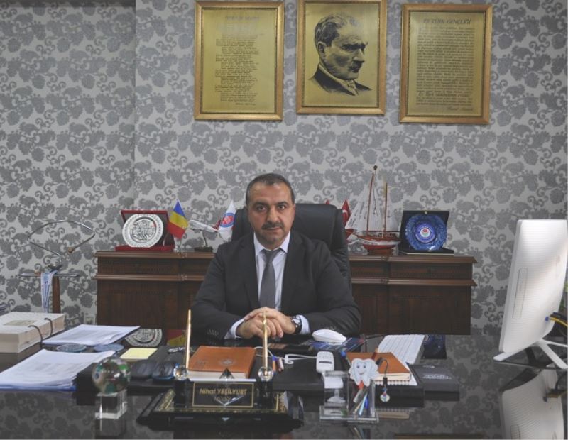 Yeşilyurt: Hasip Dinçsoy