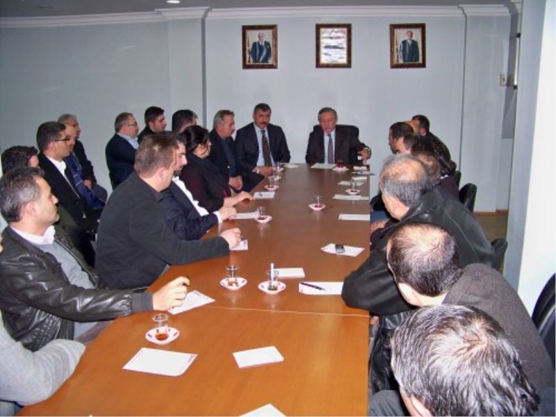 Celal Adan MHP İlçeyi Ziyaret etti