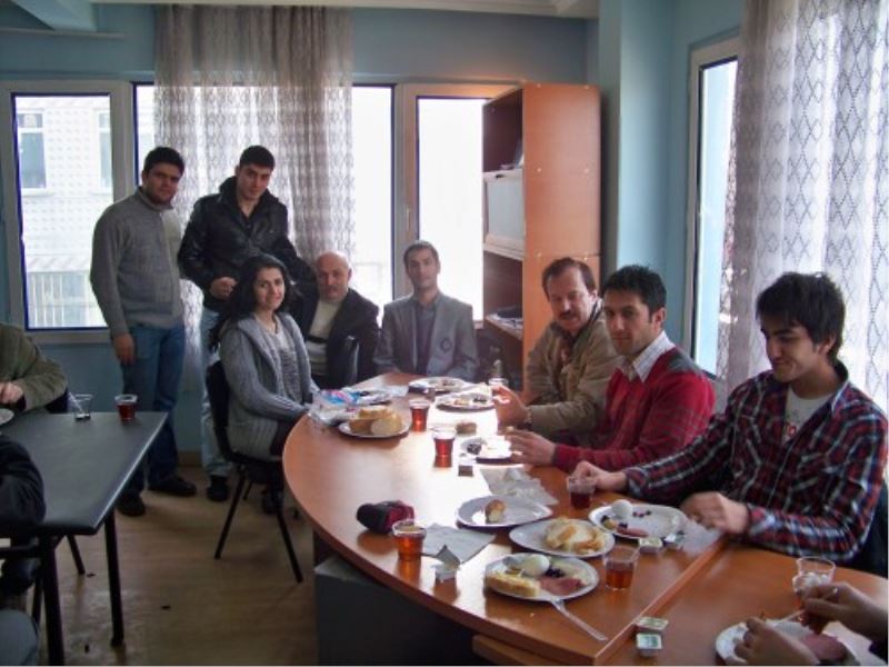 Esenler CHP Gençliği Fırtına Gibi....